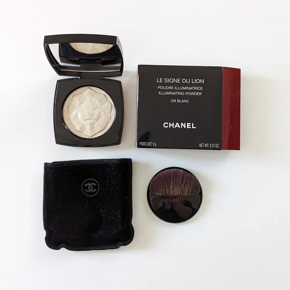 RARE Chanel Le Signe Du Lion Illuminating Powder Or Blanc (full size) - Picture 2 of 9